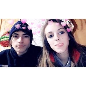 Meet your Posher, Dakota